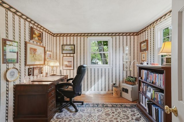 26 Ideal Avenue, Chelmsford, MA 01824