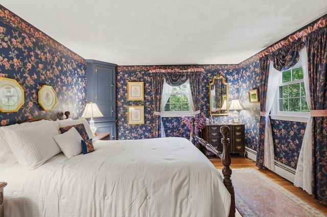 26 Ideal Avenue, Chelmsford, MA 01824