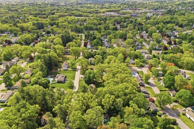 26 Ideal Avenue, Chelmsford, MA 01824