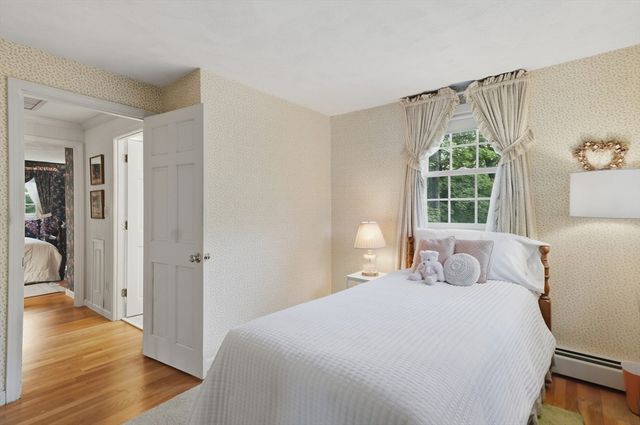 26 Ideal Avenue, Chelmsford, MA 01824