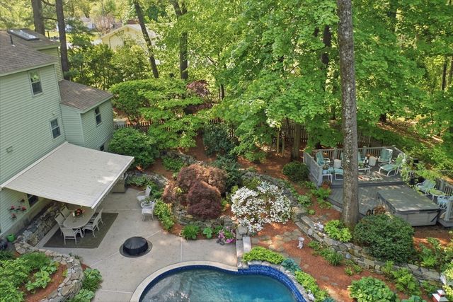 26 Ideal Avenue, Chelmsford, MA 01824