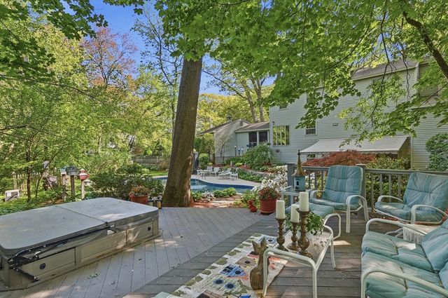 26 Ideal Avenue, Chelmsford, MA 01824