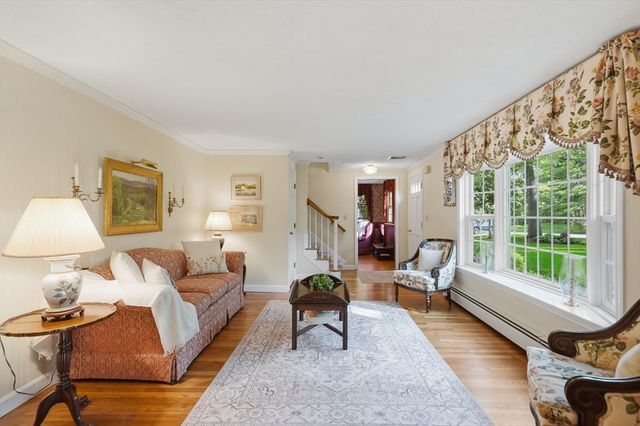 26 Ideal Avenue, Chelmsford, MA 01824