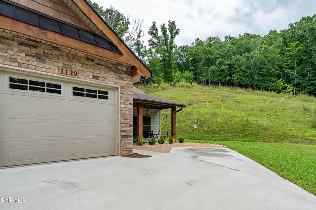 1129 Traders Walk, Johnson City, TN 37601