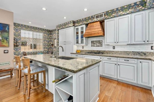 2704 W Canyon Avenue, San Diego, CA 92123