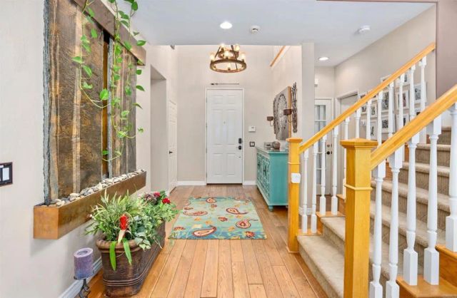 2704 W Canyon Avenue, San Diego, CA 92123