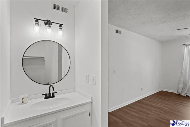 1219H Brittany Dr, Florence, SC 29501