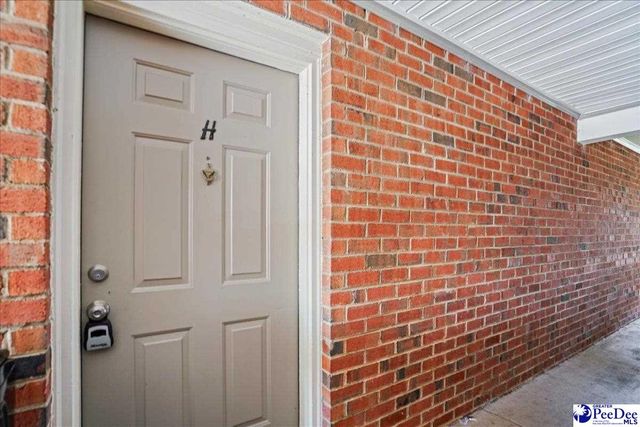 1219H Brittany Dr, Florence, SC 29501