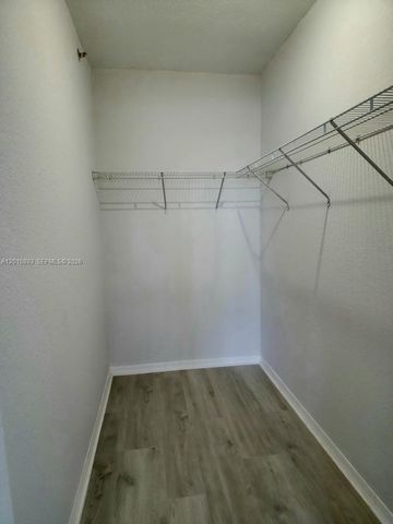 36 NW 6th Ave 809, Miami, FL 33128
