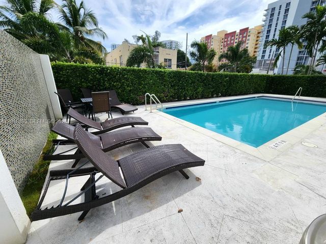 36 NW 6th Ave 809, Miami, FL 33128