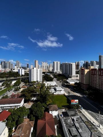 36 NW 6th Ave 809, Miami, FL 33128