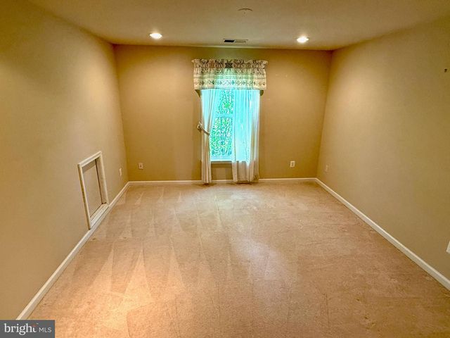 1 FOX MILL WAY, Lovettsville, VA 20180