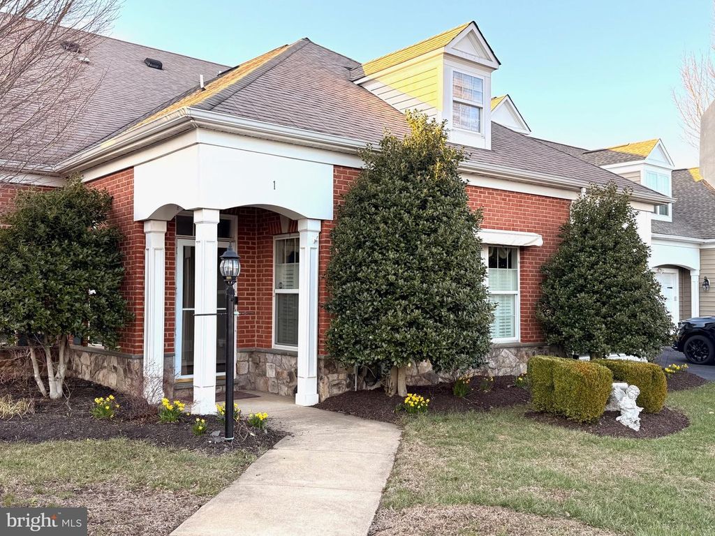 1 FOX MILL WAY, Lovettsville, VA 20180