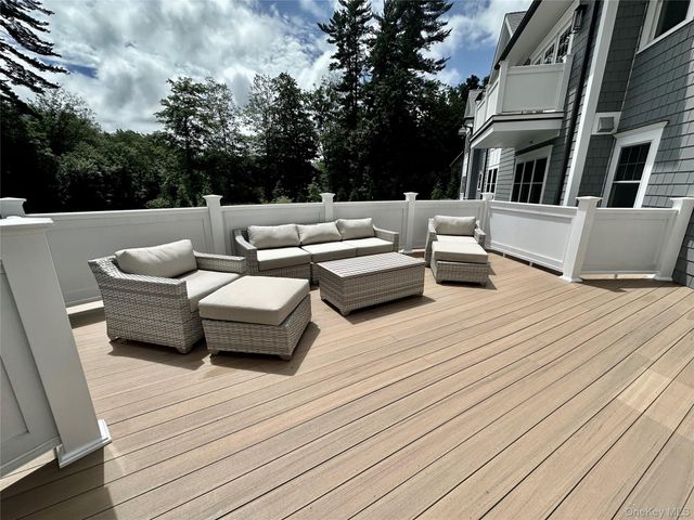 585 Main Street 2A, Armonk, NY 10504