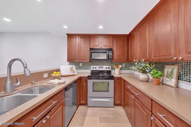 2080 Wente Way, San Jose, CA 95125