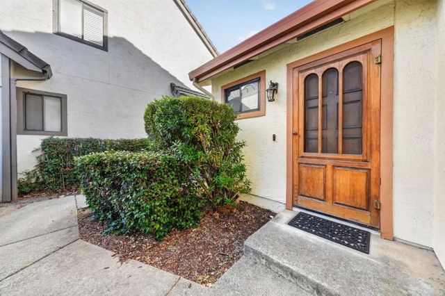 2080 Wente Way, San Jose, CA 95125