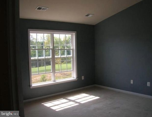 73 SPOON SQ, Front Royal, VA 22630