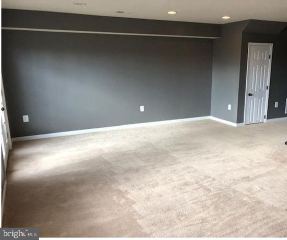 73 SPOON SQ, Front Royal, VA 22630