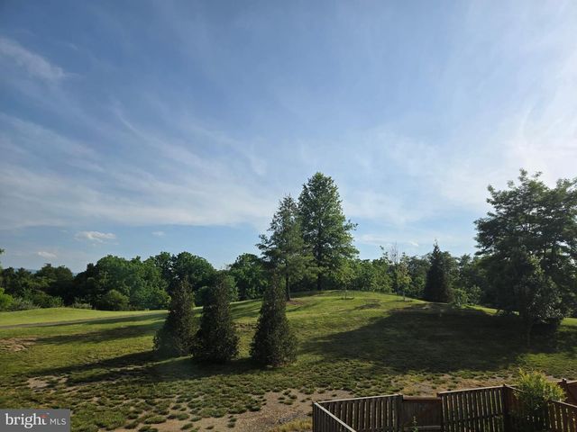 73 SPOON SQ, Front Royal, VA 22630