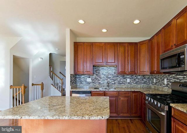 73 SPOON SQ, Front Royal, VA 22630