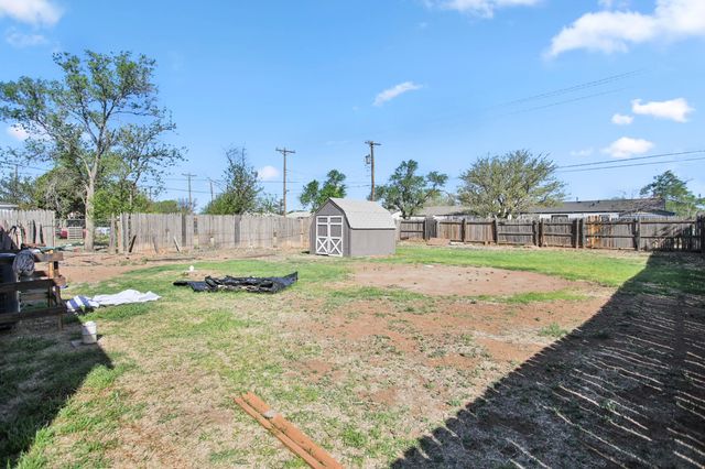 3006 Erskine Street, Lubbock, TX 79415