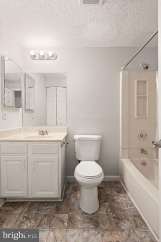 5305 SIPPLE AVE, Baltimore, MD 21206