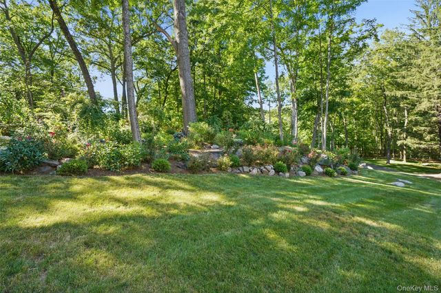95 Hickory Kingdom Road, Bedford, NY 10506