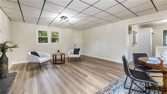 610 SW Browning Avenue, Lee's Summit, MO 64063