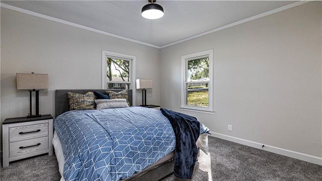 610 SW Browning Avenue, Lee's Summit, MO 64063