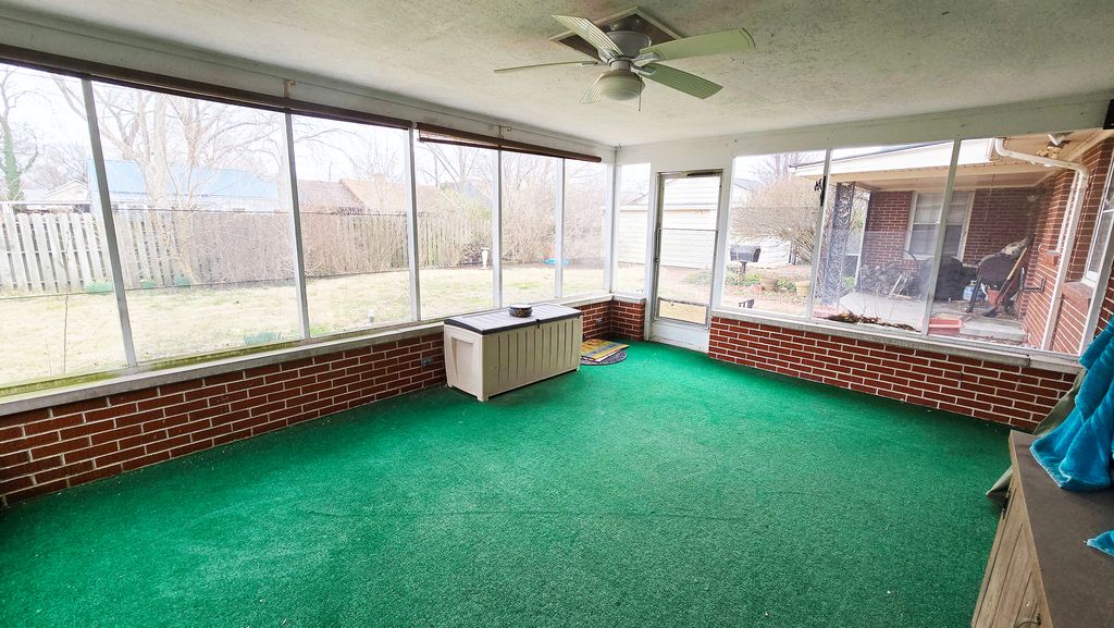 Image 29 of property listing at 4 Lilac Lane, Centralia, IL 62801