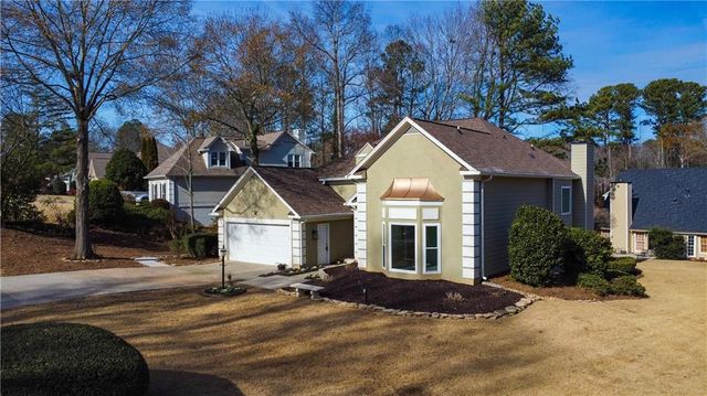 301 Oak Terrace, Alpharetta, GA 30009