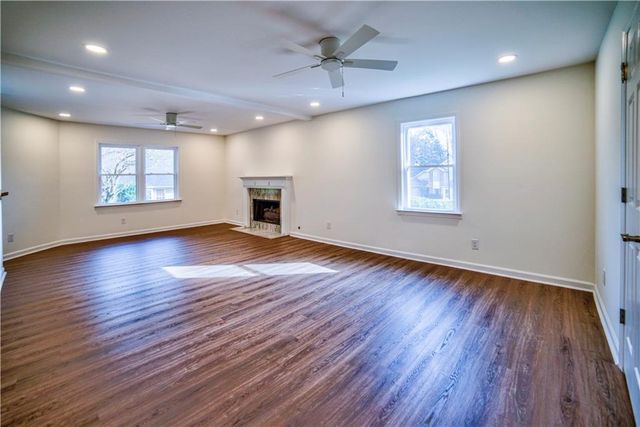 301 Oak Terrace, Alpharetta, GA 30009