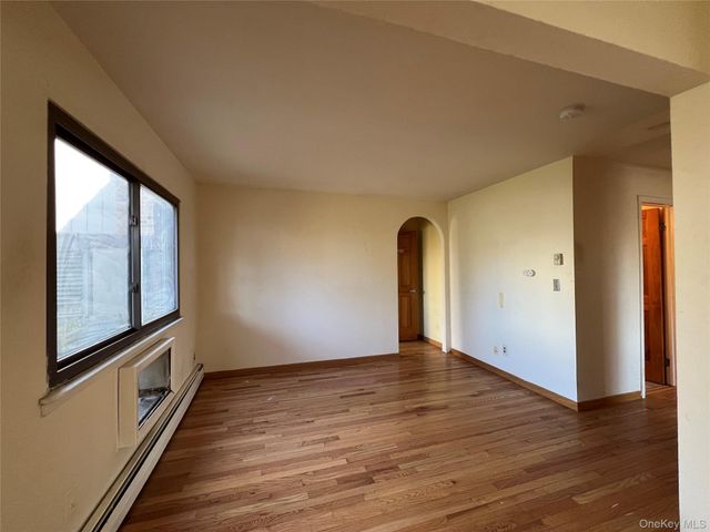 137 Sierra Vista Lane, Valley Cottage, NY 10989