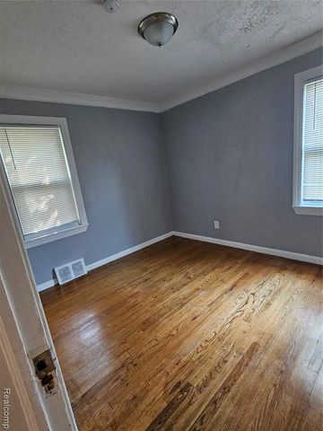 14072 Carlisle Street, Detroit, MI 48205