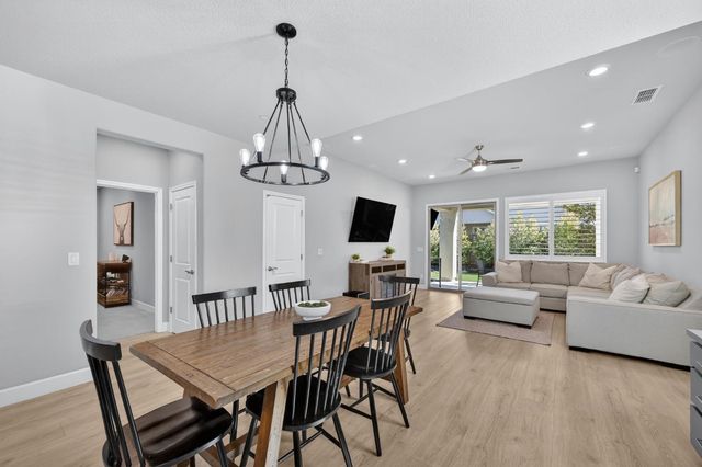 8016 Clear Springs Pl, Roseville, CA 95747