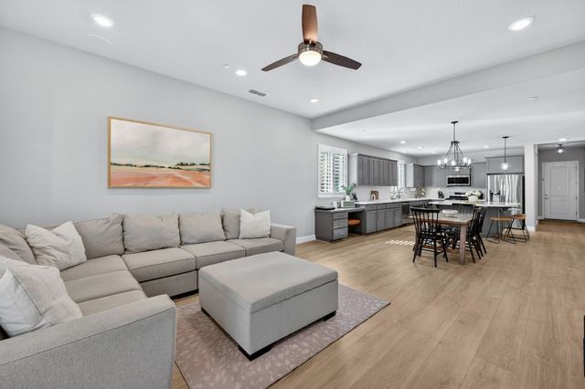 8016 Clear Springs Pl, Roseville, CA 95747