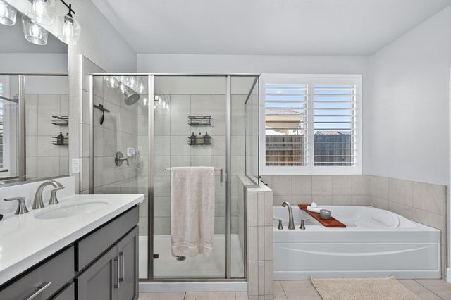 8016 Clear Springs Pl, Roseville, CA 95747