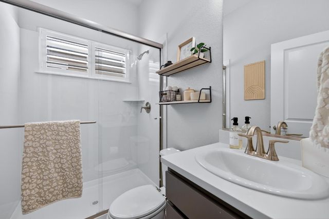 8016 Clear Springs Pl, Roseville, CA 95747