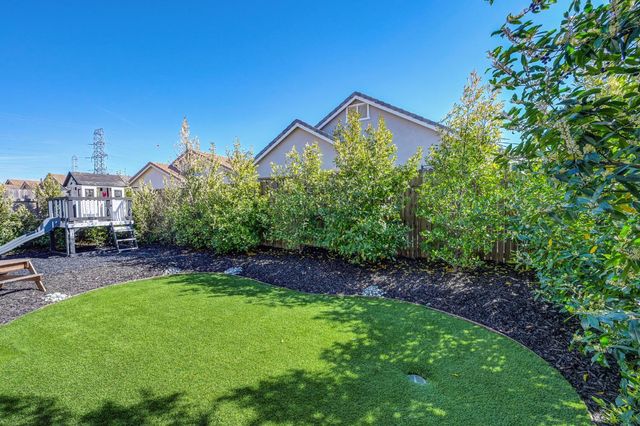 8016 Clear Springs Pl, Roseville, CA 95747