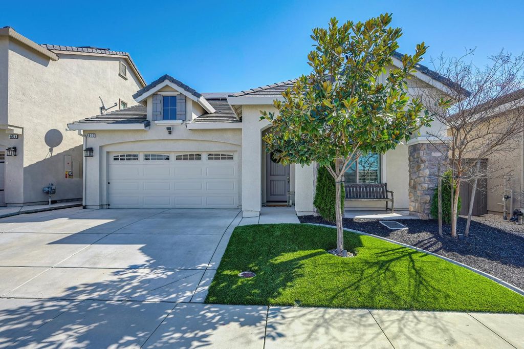 8016 Clear Springs Pl, Roseville, CA 95747