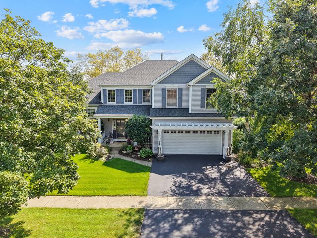 N775 W Curtis Square, Geneva, IL 60134