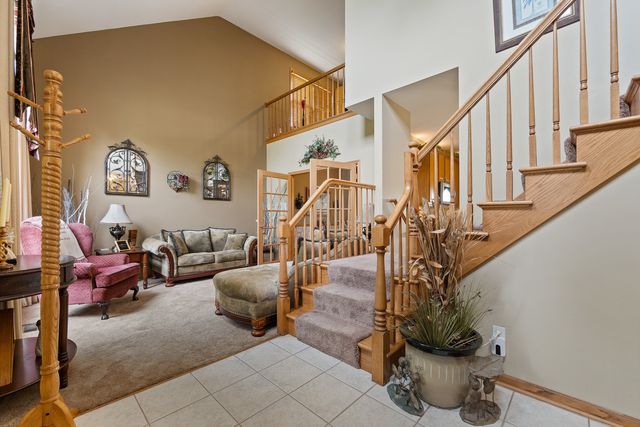 N775 W Curtis Square, Geneva, IL 60134