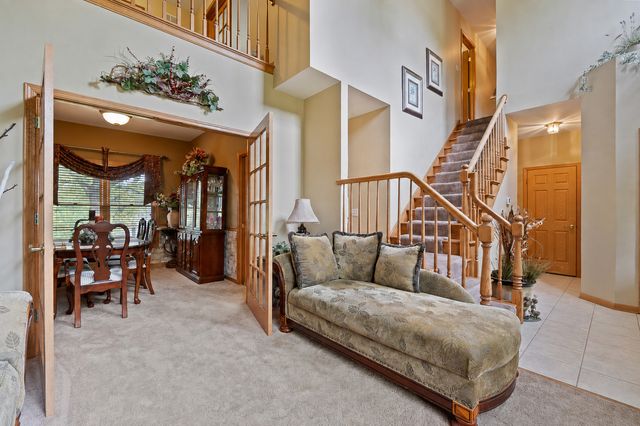 N775 W Curtis Square, Geneva, IL 60134