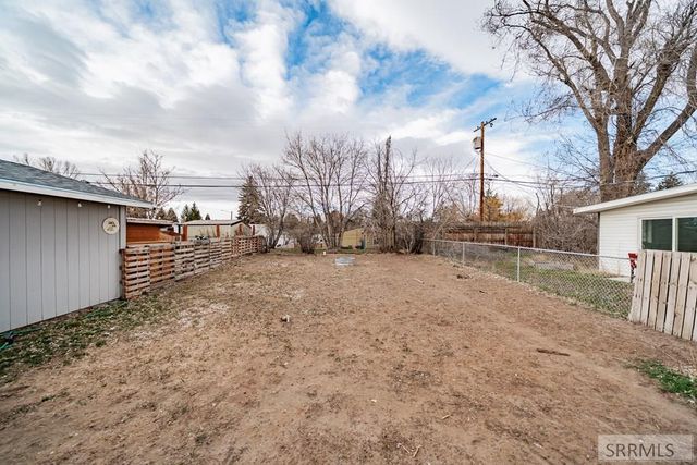 235 NW Bonneville Drive, Idaho Falls, ID 83401