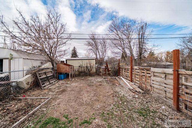 235 NW Bonneville Drive, Idaho Falls, ID 83401