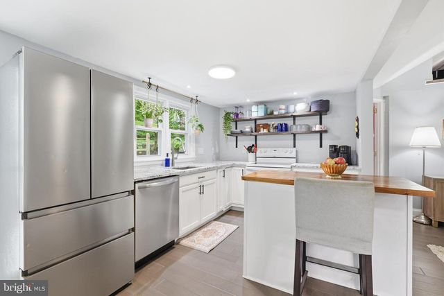 4583 N RIVER DR, Bensalem, PA 19020