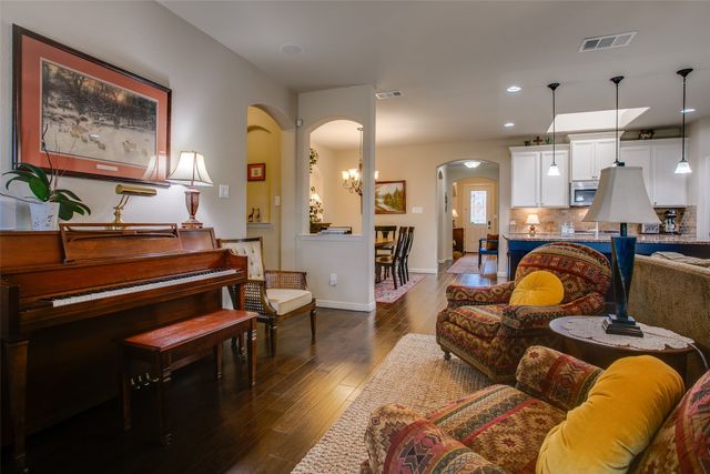 6060 Warmouth Drive, Fort Worth, TX 76179