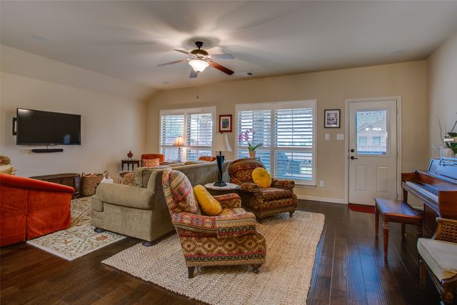 6060 Warmouth Drive, Fort Worth, TX 76179