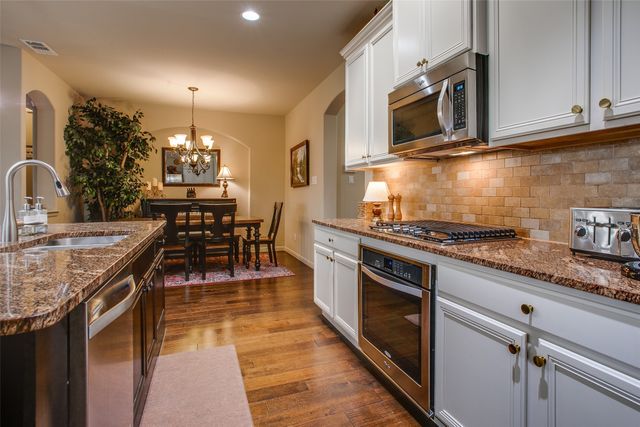 6060 Warmouth Drive, Fort Worth, TX 76179