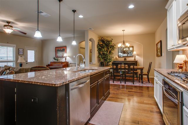 6060 Warmouth Drive, Fort Worth, TX 76179